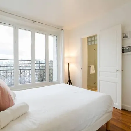Appartamento Montmartre - View On Eiffel Tower ! Parigi