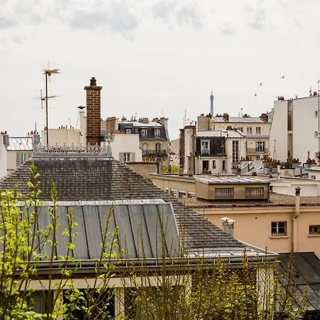 Montmartre - View On Eiffel Tower ! Appartamento Parigi