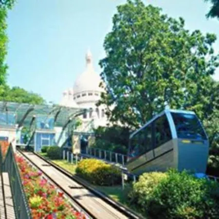 Apartment Montmartre - View On Eiffel Tower ! *
