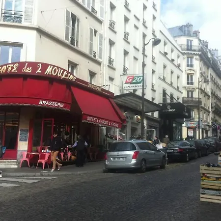 Apartment Montmartre - View On Eiffel Tower ! *